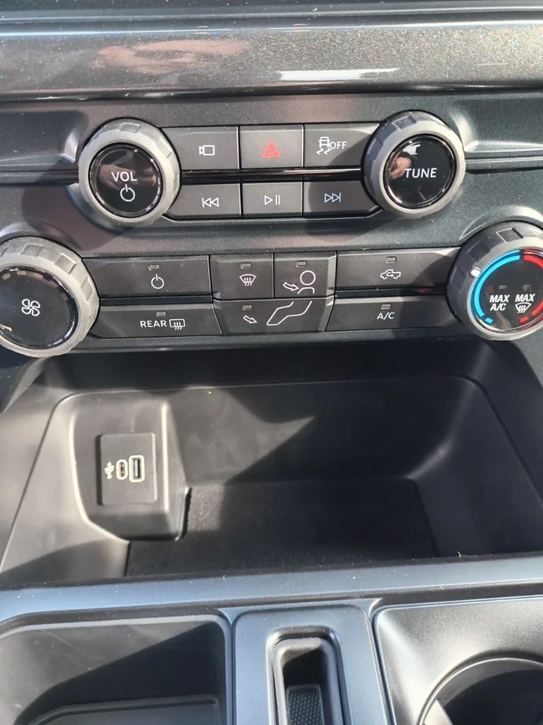 2025 Ford F-150 STX - Photo 22