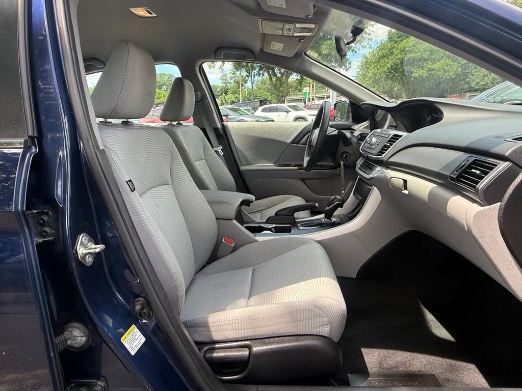 Used 2015 Blue Honda LX image 27
