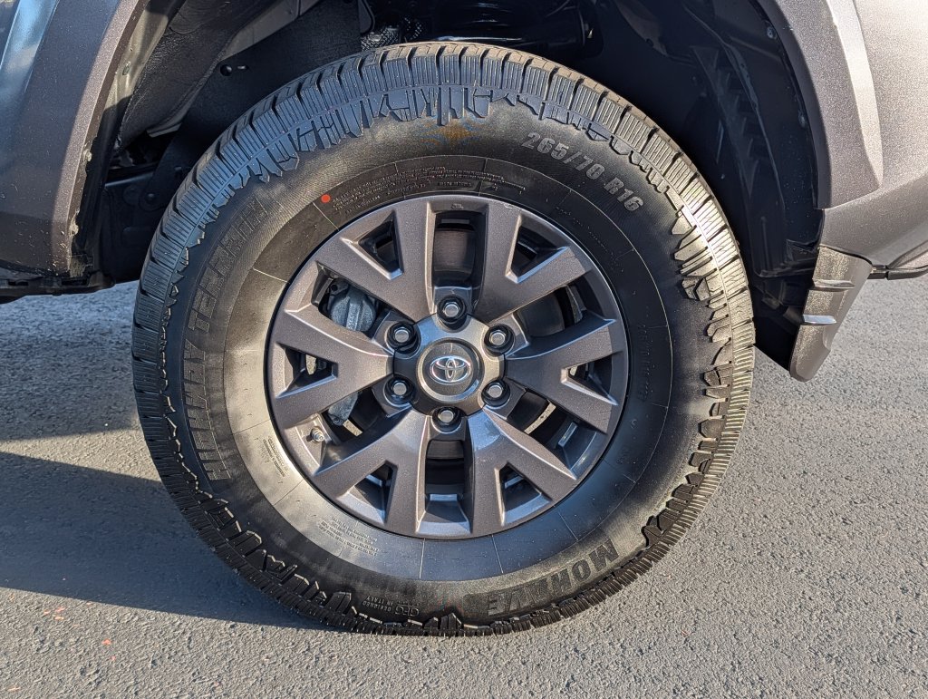 Used 2020 Gray Toyota SR5 image 8