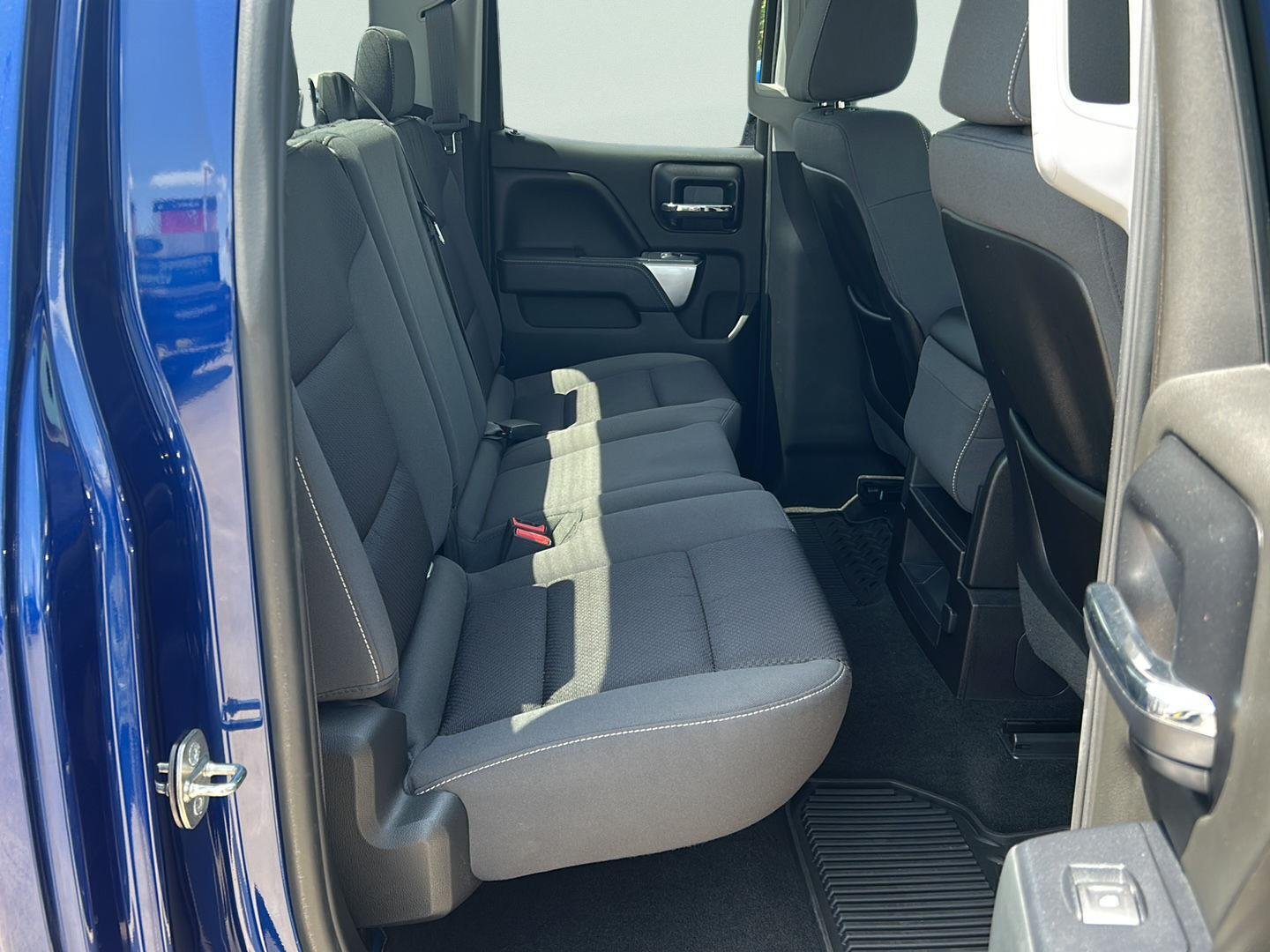 Used 2014 Blue Topaz Metallic Chevrolet LT image 19