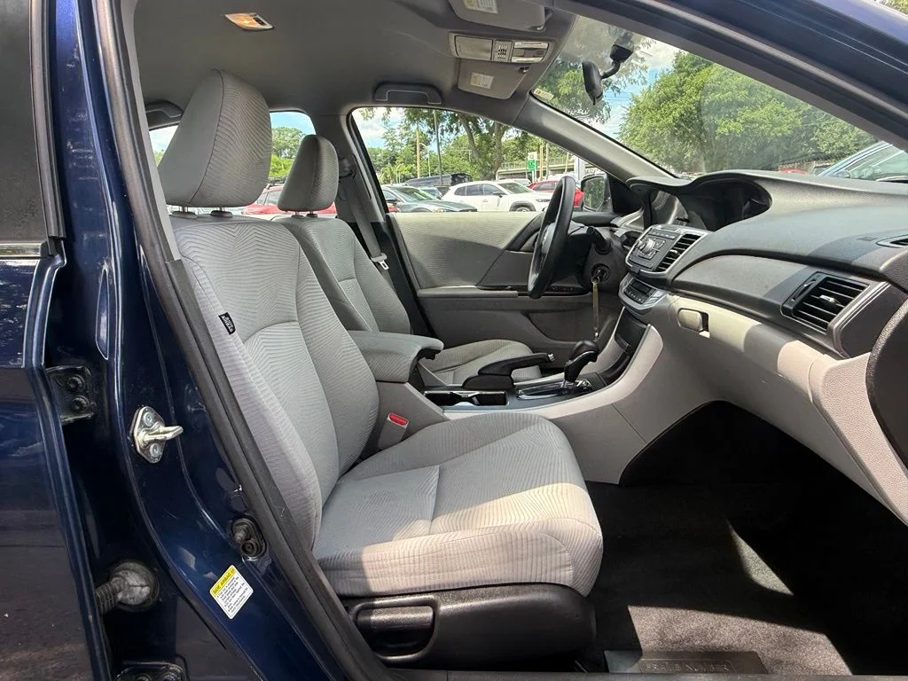 Used 2015 Blue Honda LX image 27