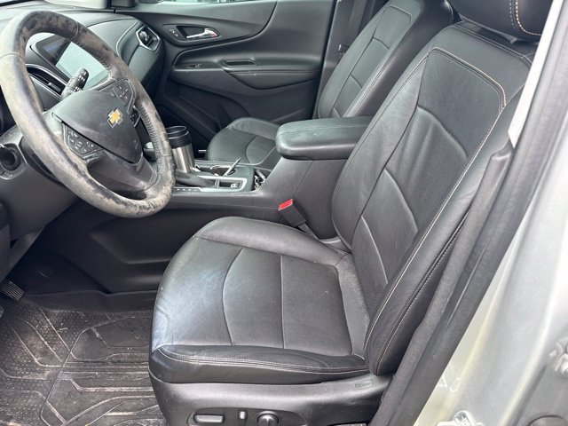 Used 2021 SILVER ICE METALLIC Chevrolet Premier image 14