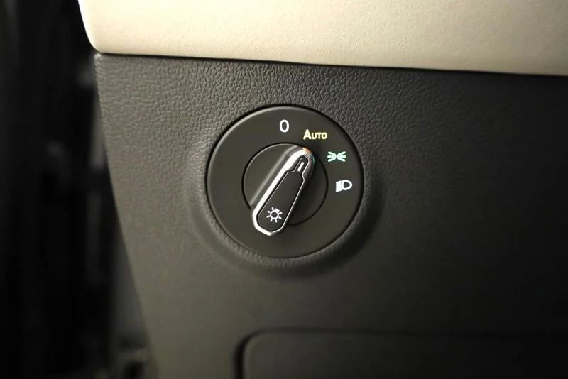 New 2026 Gray Volkswagen 1.5T SE image 29