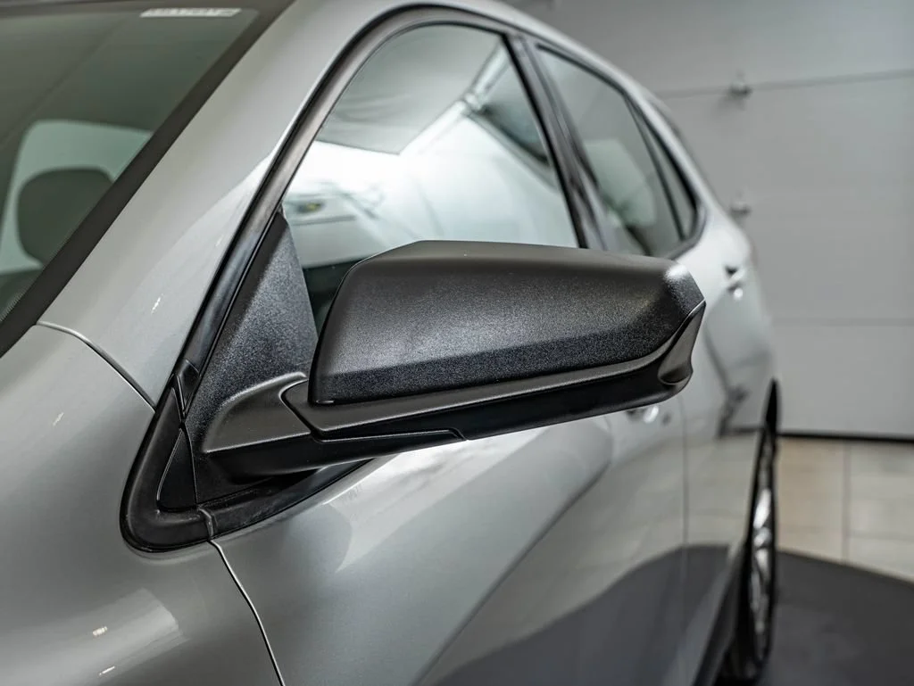 Used 2019 Silver Ice Metallic Chevrolet LS image 9