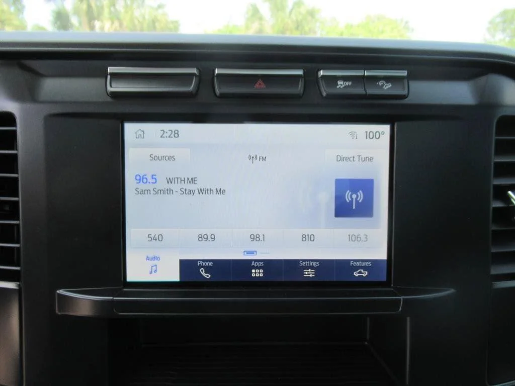 New 2024 Oxford White Ford F-250® XL image 22