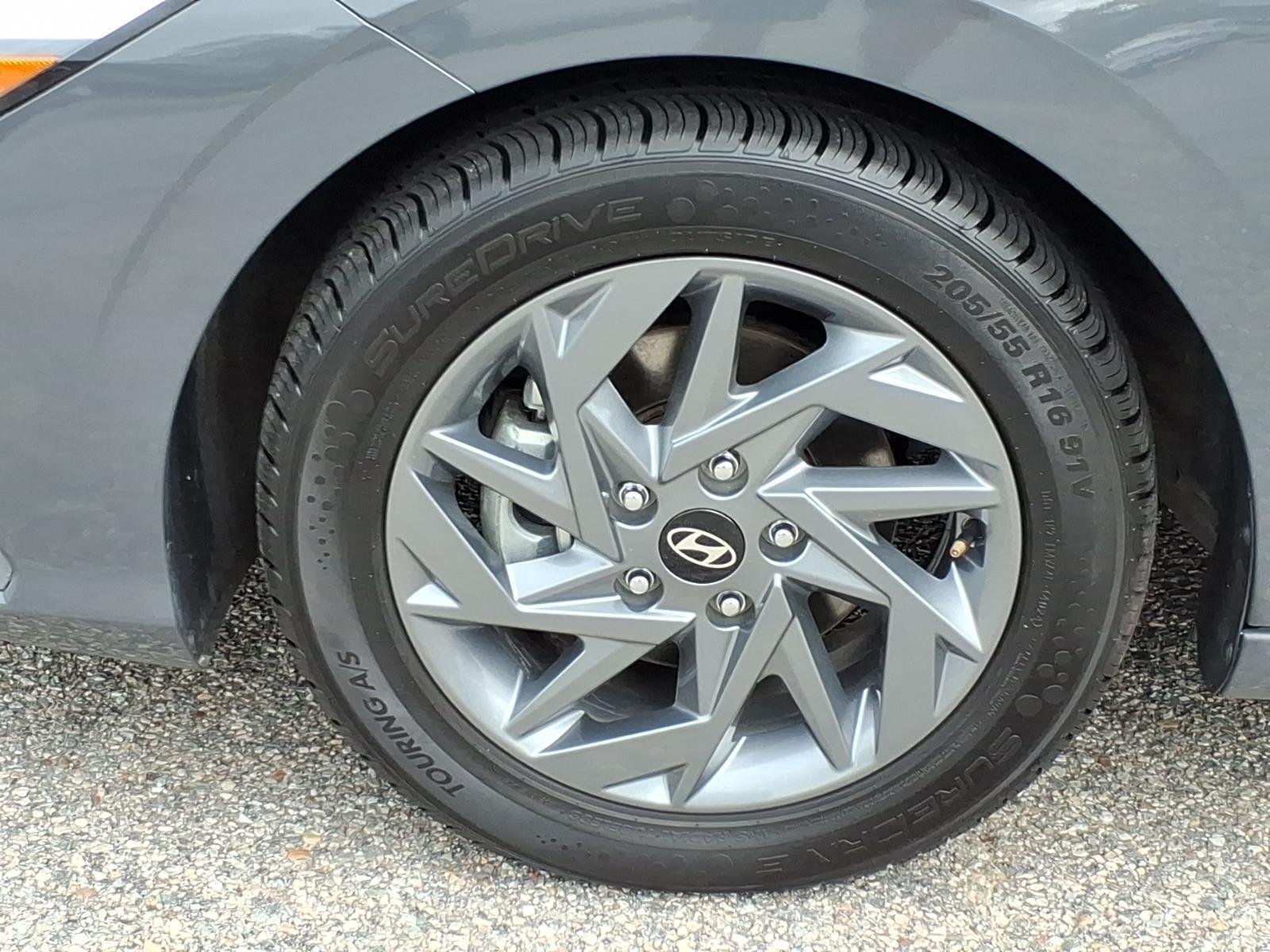 Used 2024 Ecotronic Gray Hyundai SEL image 4