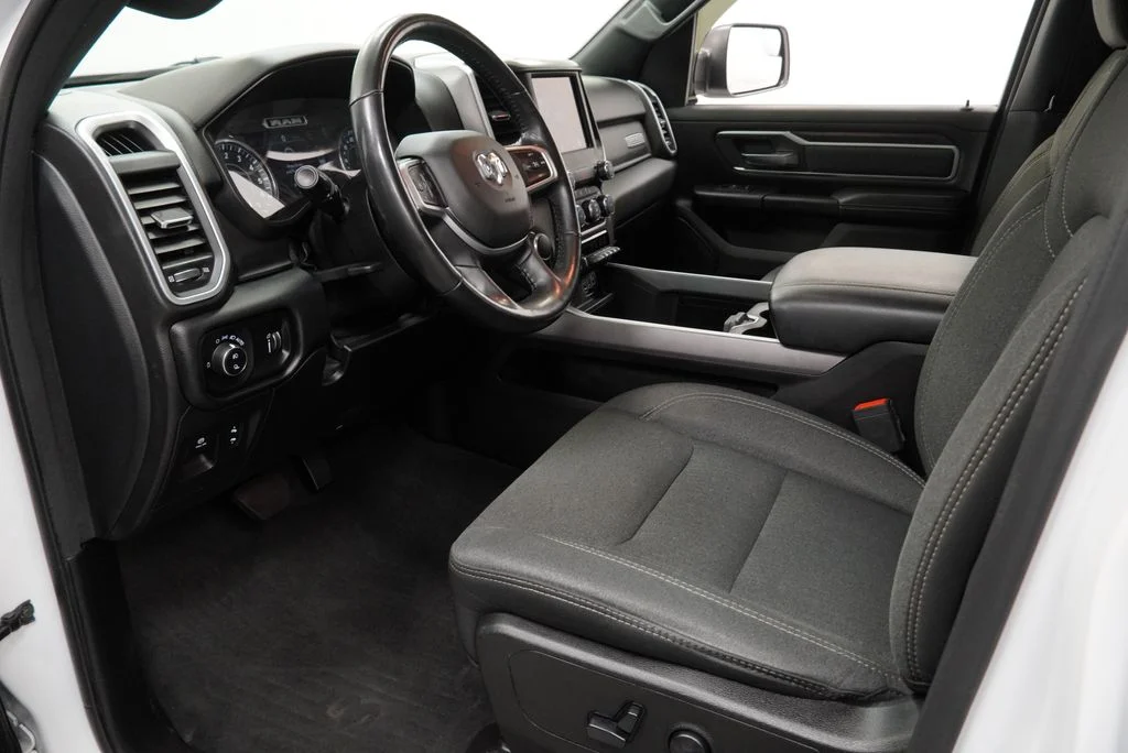 Used 2020 White Ram Big Horn/Lone Star image 19