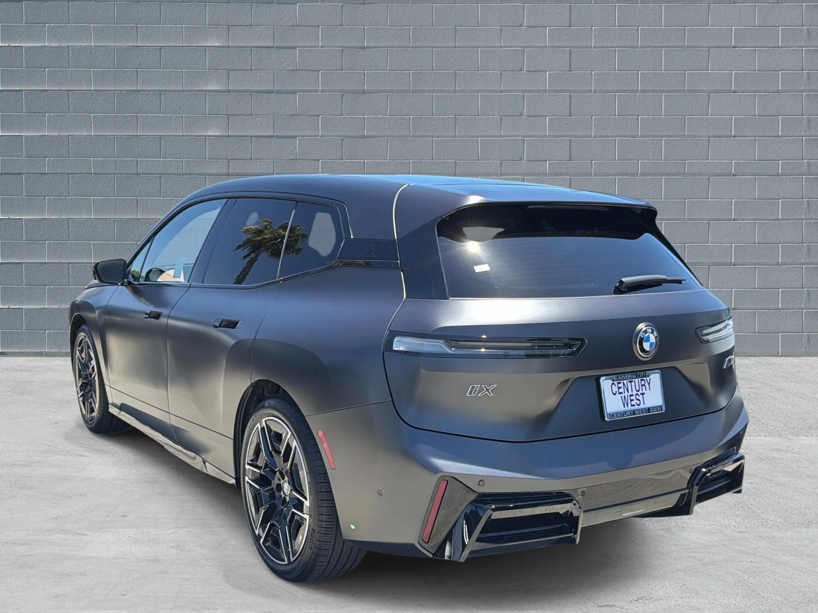 Used 2026 Frozen Deep Grey Metallic BMW M70 Sports Activity Vehicle image 3
