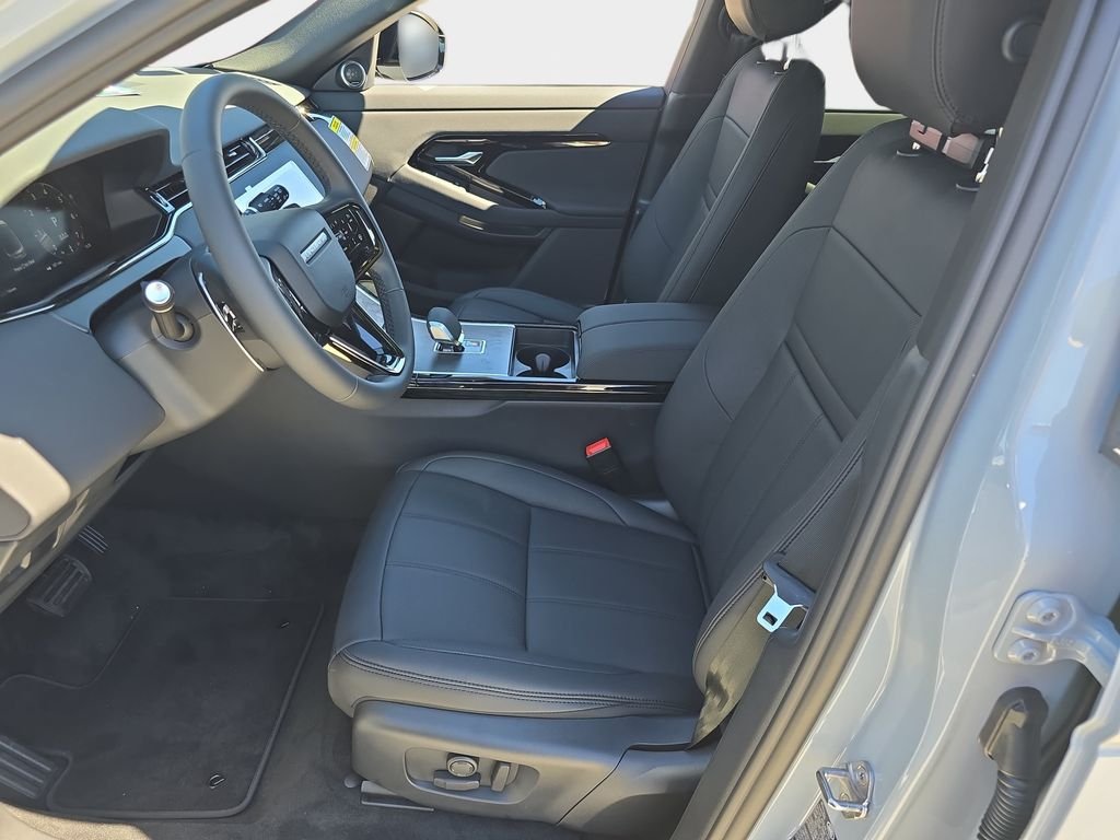 New 2026 Arroios Grey Land Rover S image 15