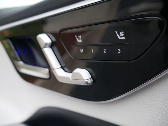 New 2026 Starling Blue Metallic Mercedes-Benz C 300 image 30