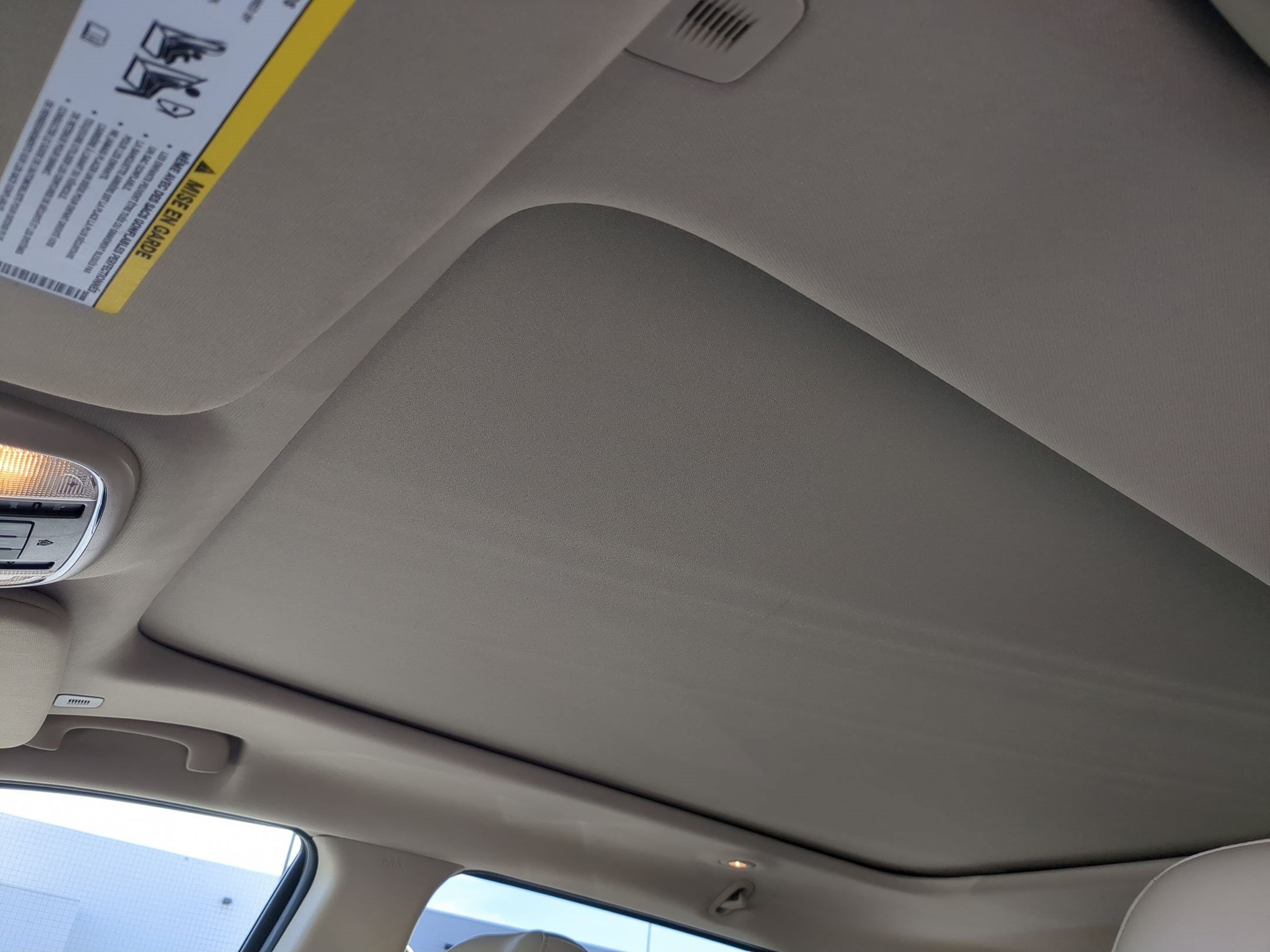 Used 2017 Bright White Clearcoat Jeep Limited image 16