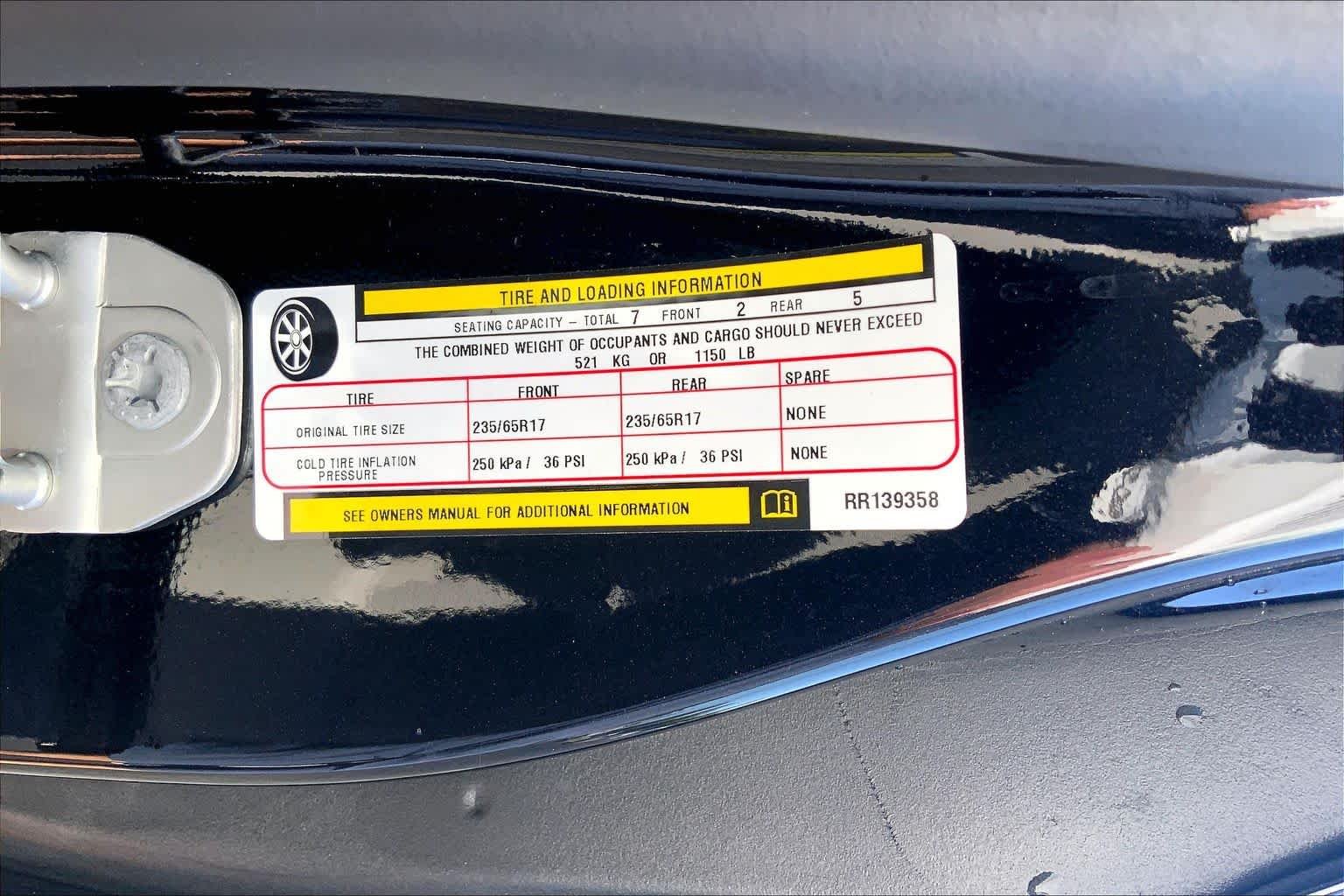 Used 2024 Diamond Black Crystal Pearlcoat Chrysler Touring L image 37