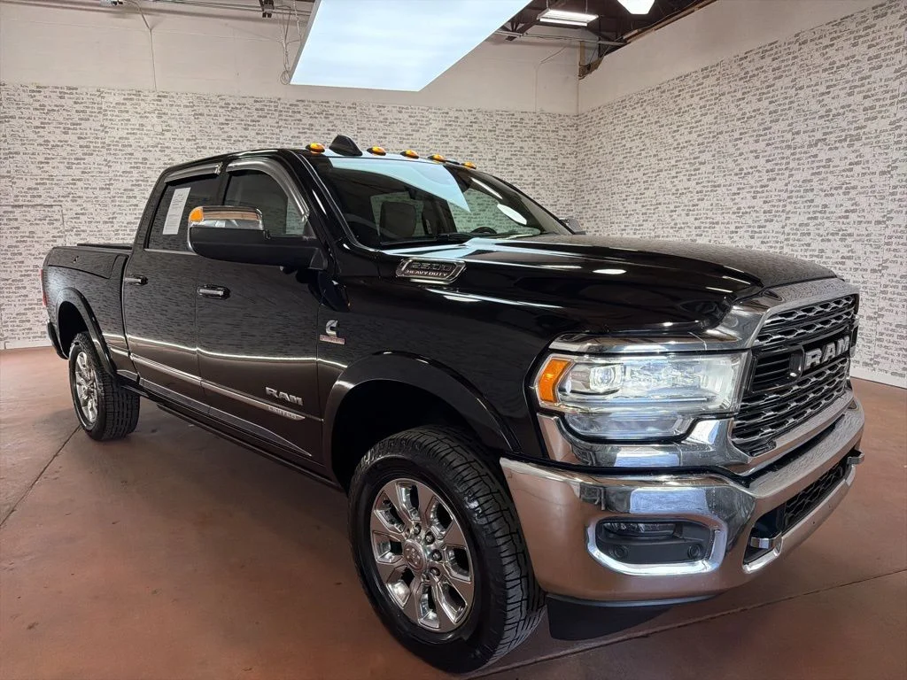 Used 2019 Diamond Black Crystal Pearlcoat Ram Limited image 1