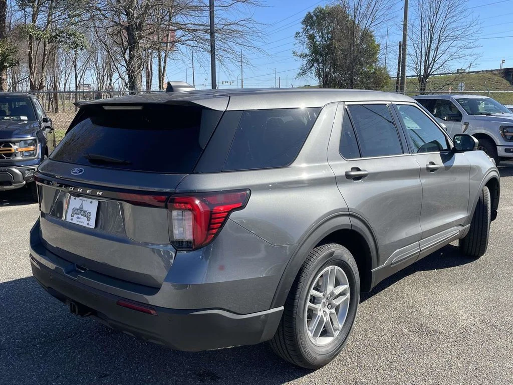 New 2026 Carbonized Gray Metallic Ford Active 100A image 3