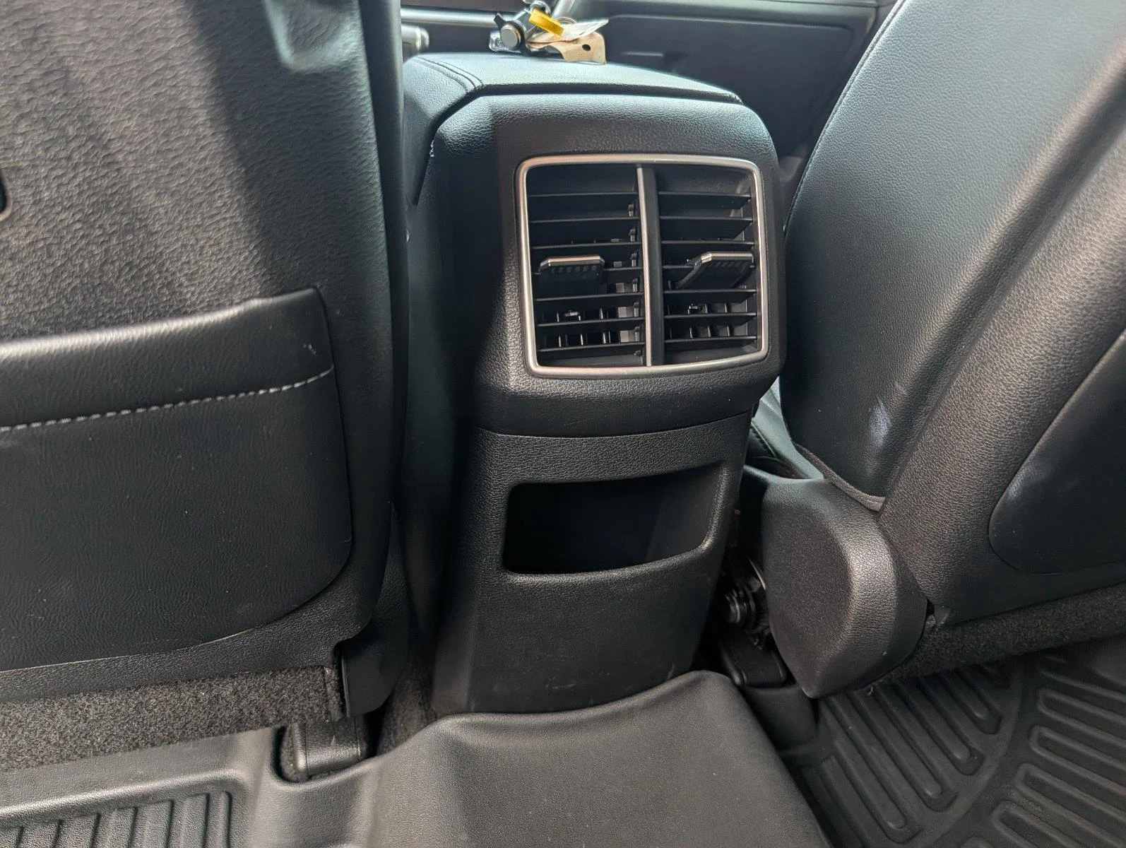 Used 2023 Glacial White Pearl Kia EX image 31