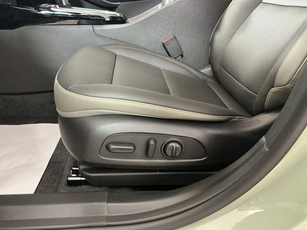 New 2026 Green Chevrolet ACTIV image 5
