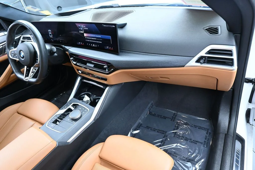 Used 2025 White Metallic BMW 430i xDrive image 39