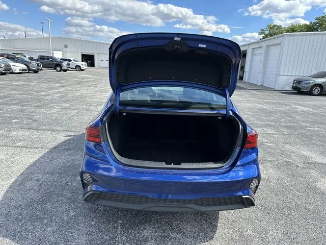 Used 2024 Blue Kia LXS image 21