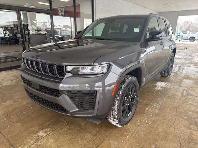 New 2026 Baltic Gray Metallic Clear-Coat Exterior Paint Jeep Altitude image 2