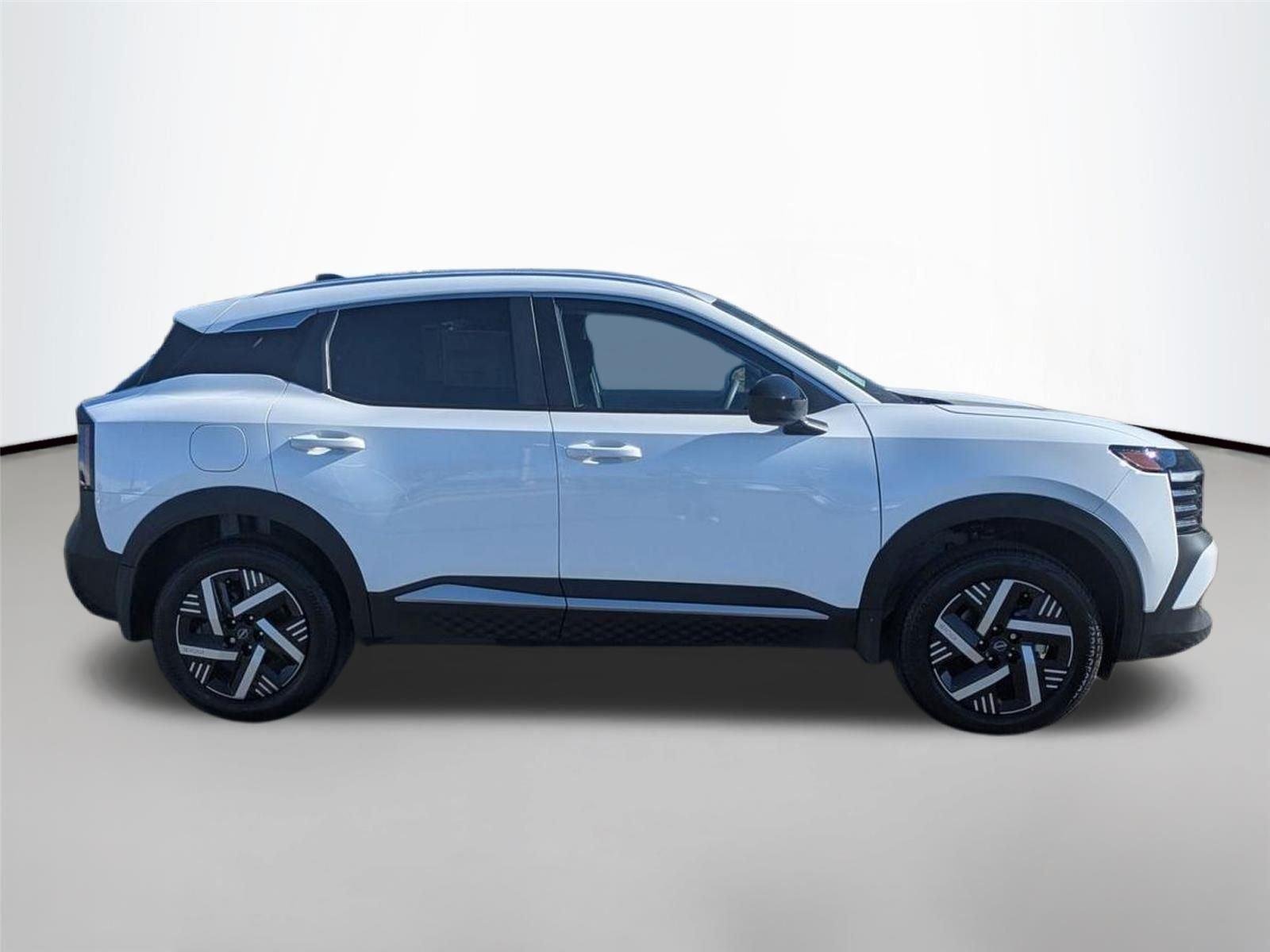 2026 Nissan KICKS SV - Photo 5