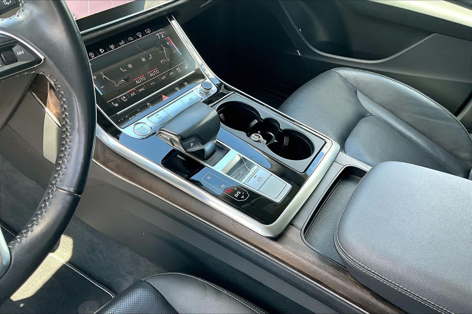 Used 2019  Audi Prestige image 16