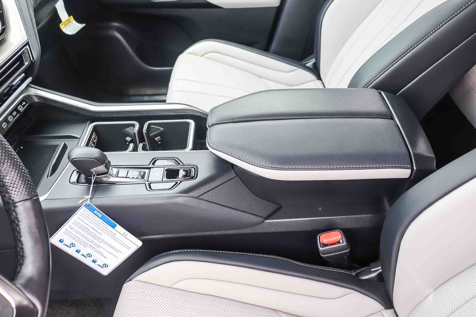 New 2026 Caviar Lexus TX 500h F SPORT PERFORMANCE PREMIUM AWD image 25