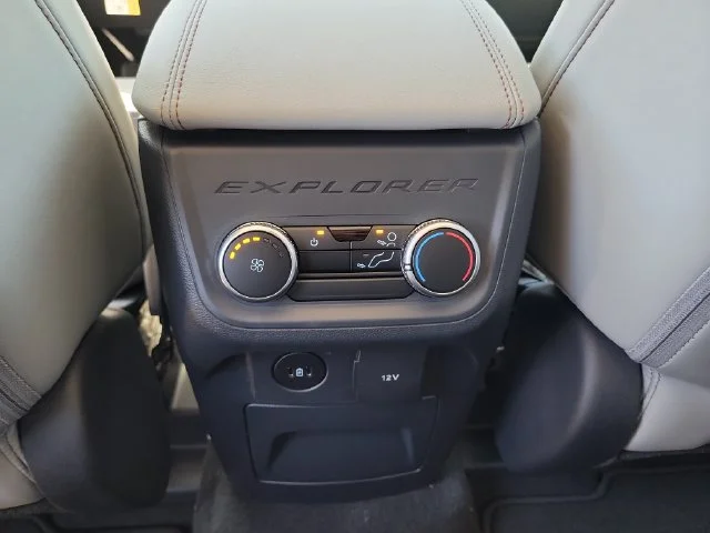 New 2026 Vapor Blue Ford Active image 17