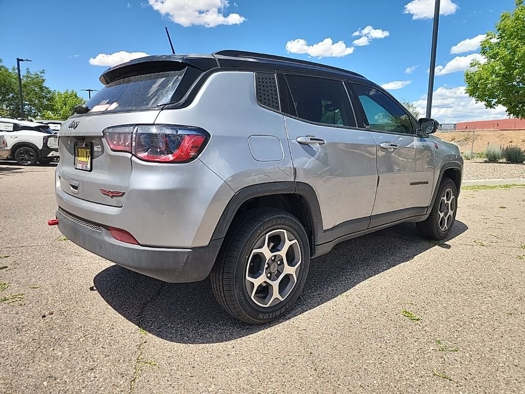Used 2022 Silver Jeep Trailhawk image 8