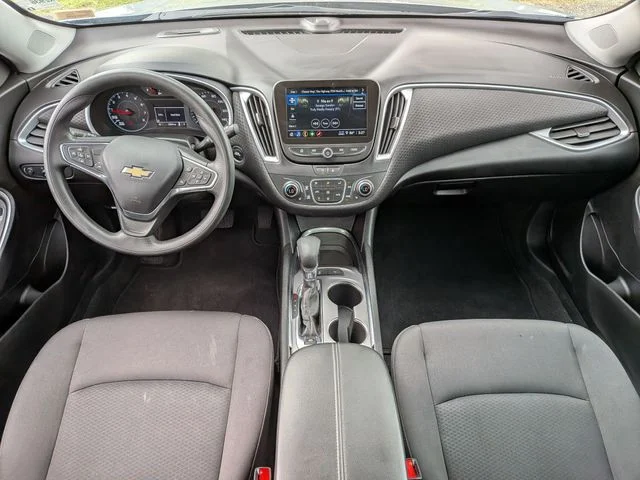 Used 2025 Gray Chevrolet LT image 22