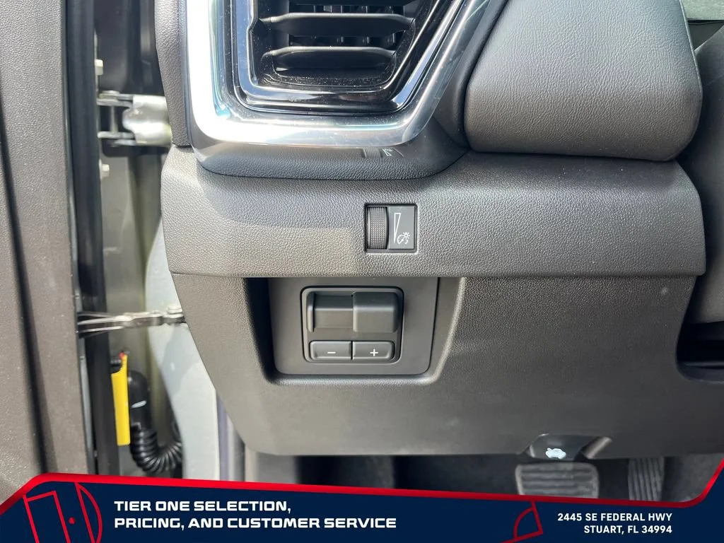 New 2026 Sterling Metallic GMC Elevation image 24