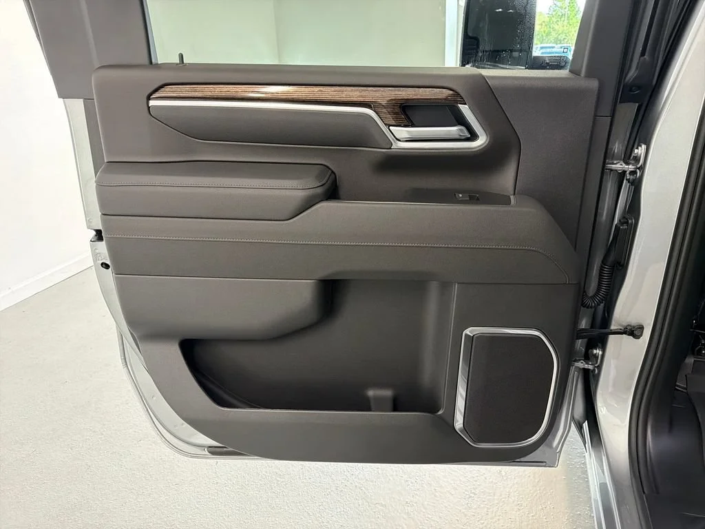 New 2026 Sterling Metallic GMC SLE image 8