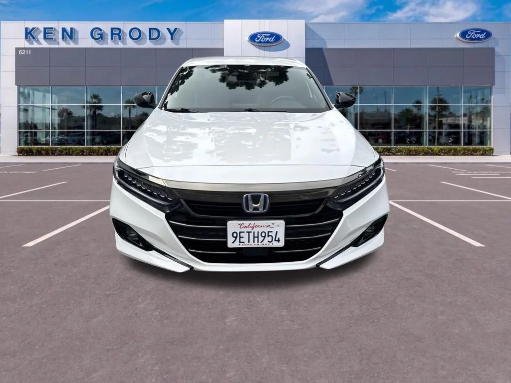 Used 2022 White Honda Sport image 14