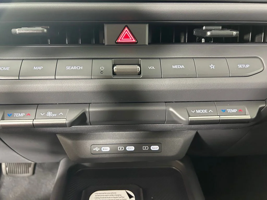 New 2027 Snow White Pearl Kia X-Line S image 6