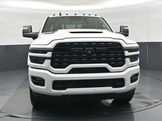 New 2026 Bright White Clear-Coat Exterior Paint RAM Limited image 39