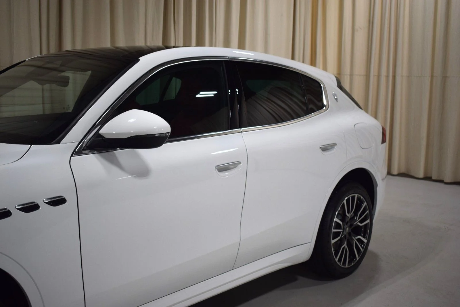 New 2025  Maserati  image 2
