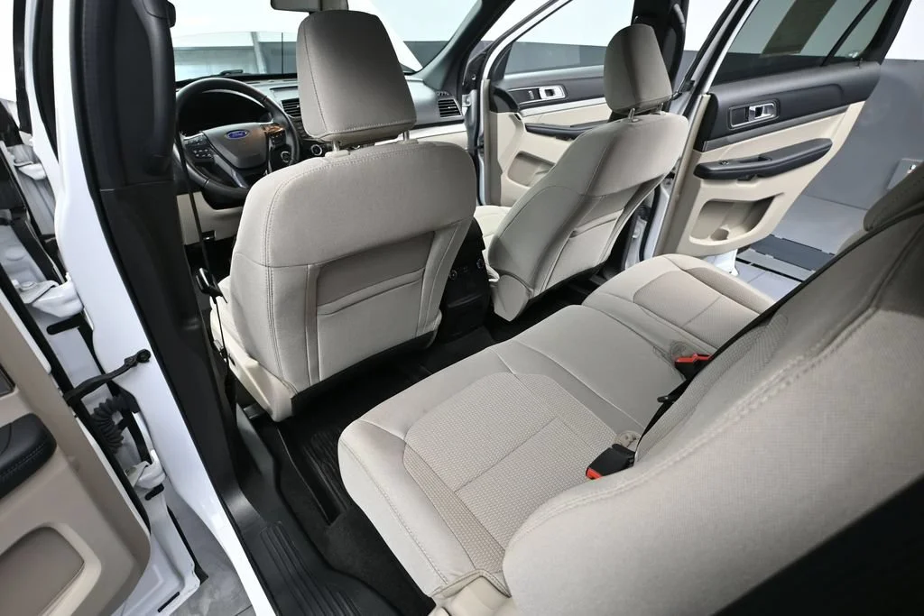 Used 2019 White Ford XLT image 28