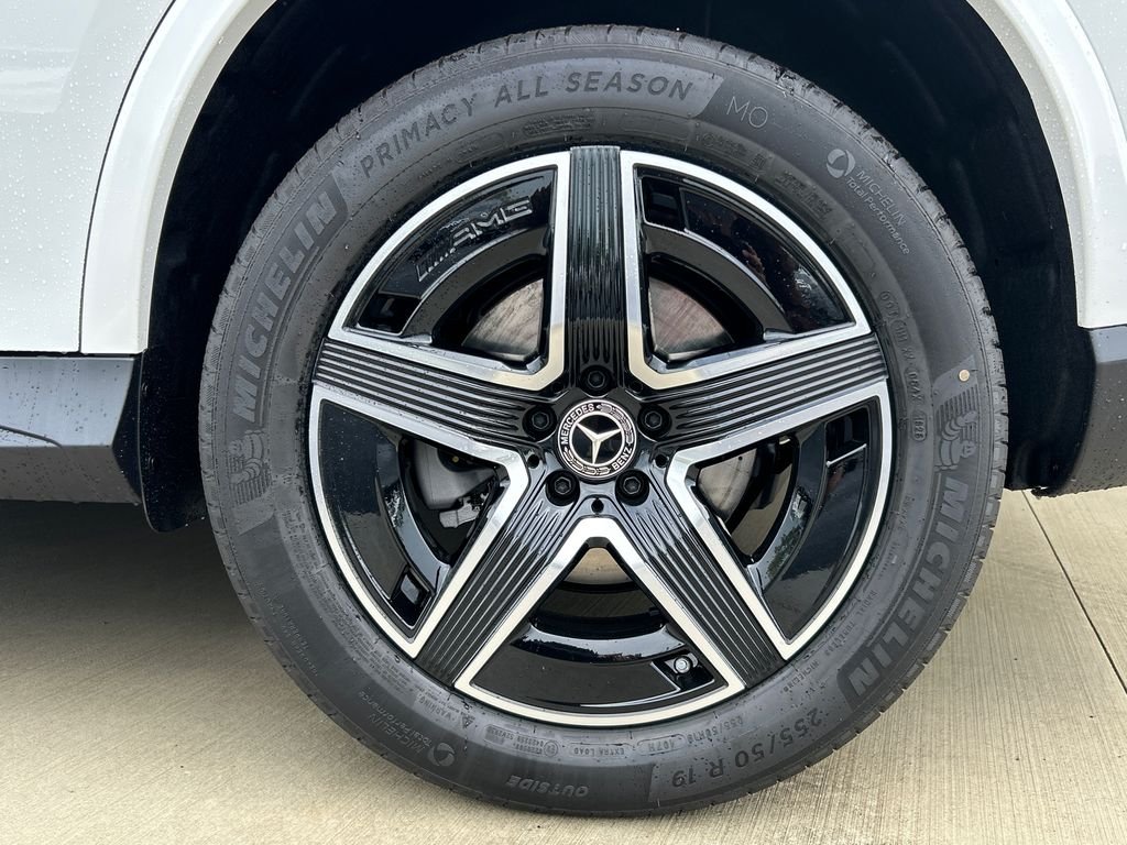 New 2027 Polar White Mercedes-Benz GLC 300 image 33