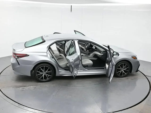 Used 2022 Celestial Silver Toyota SE image 44