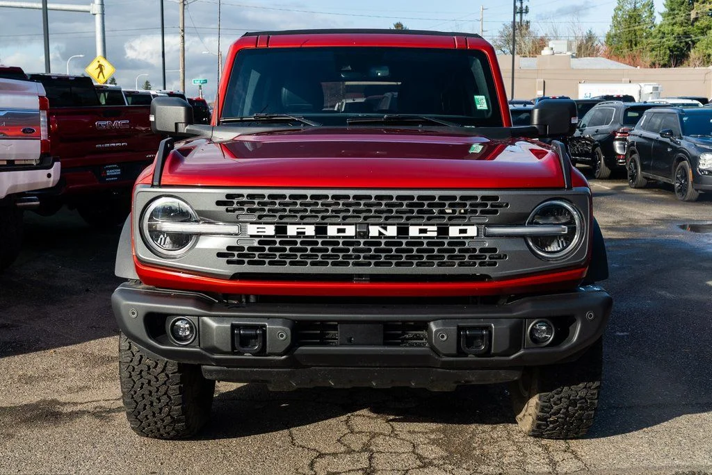 Used 2023 Red Ford Badlands image 2