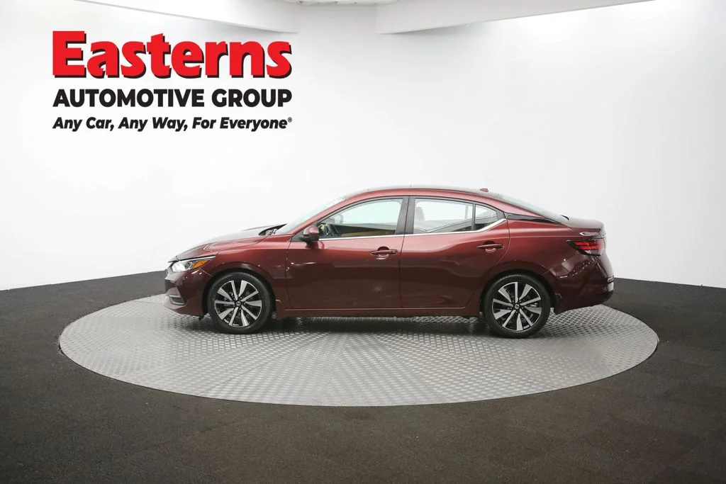Used 2022 Red Nissan SV image 60