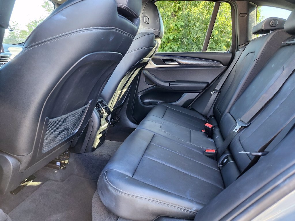 Used 2023 Gray BMW xDrive30i image 15