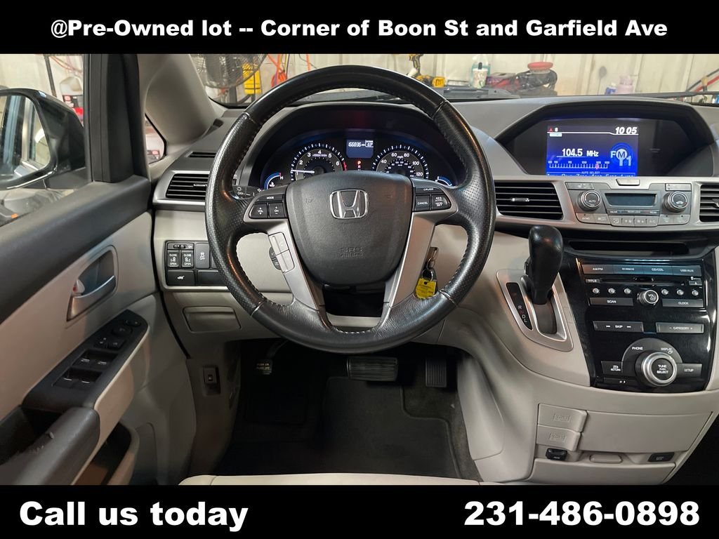 Used 2012  Honda EX-L image 16