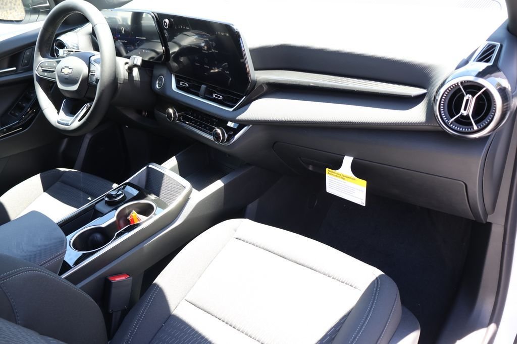 2026 Chevrolet Equinox LT - Photo 40