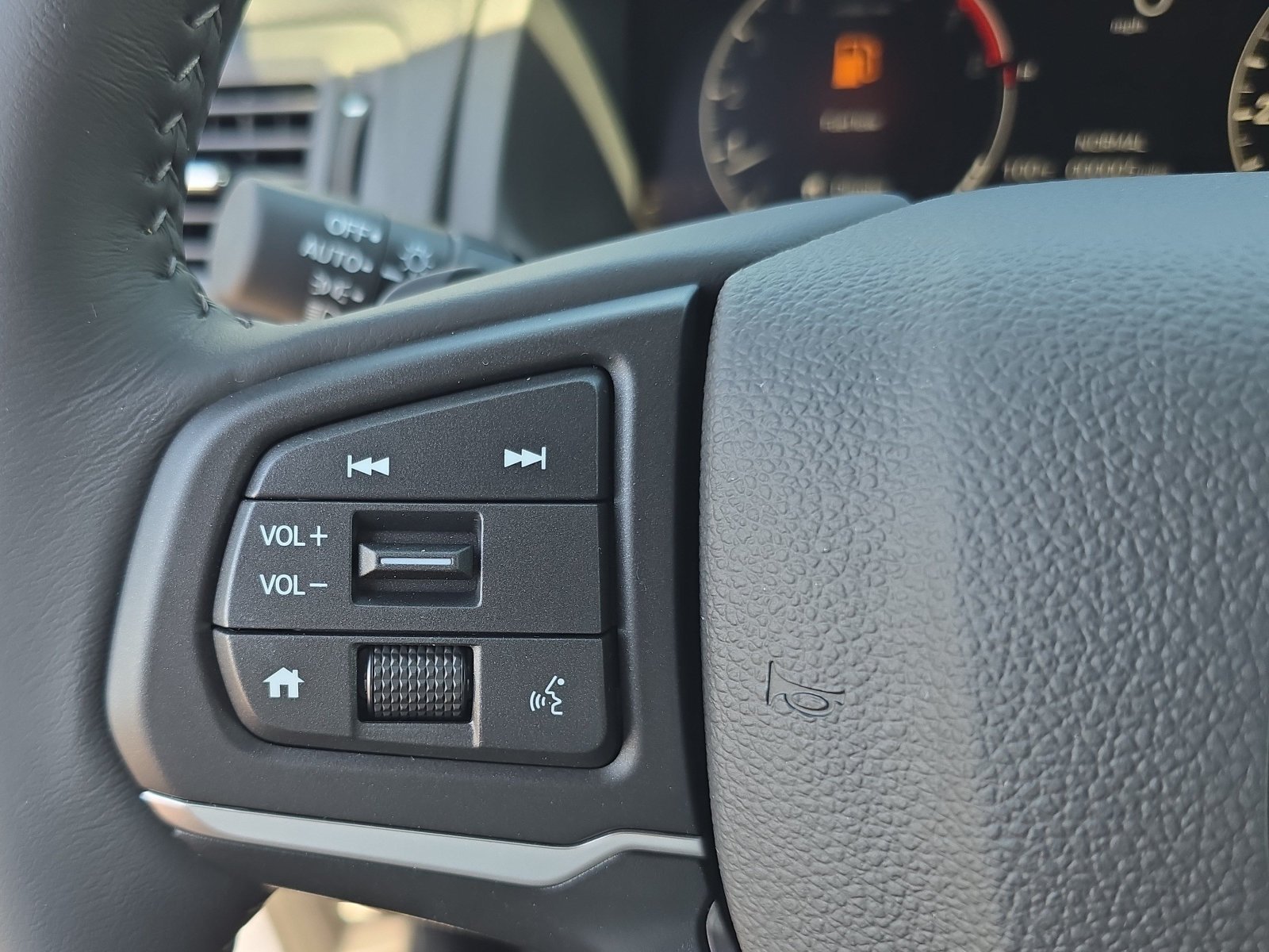 New 2026 Sonic Gray Pearl Honda RTL image 24