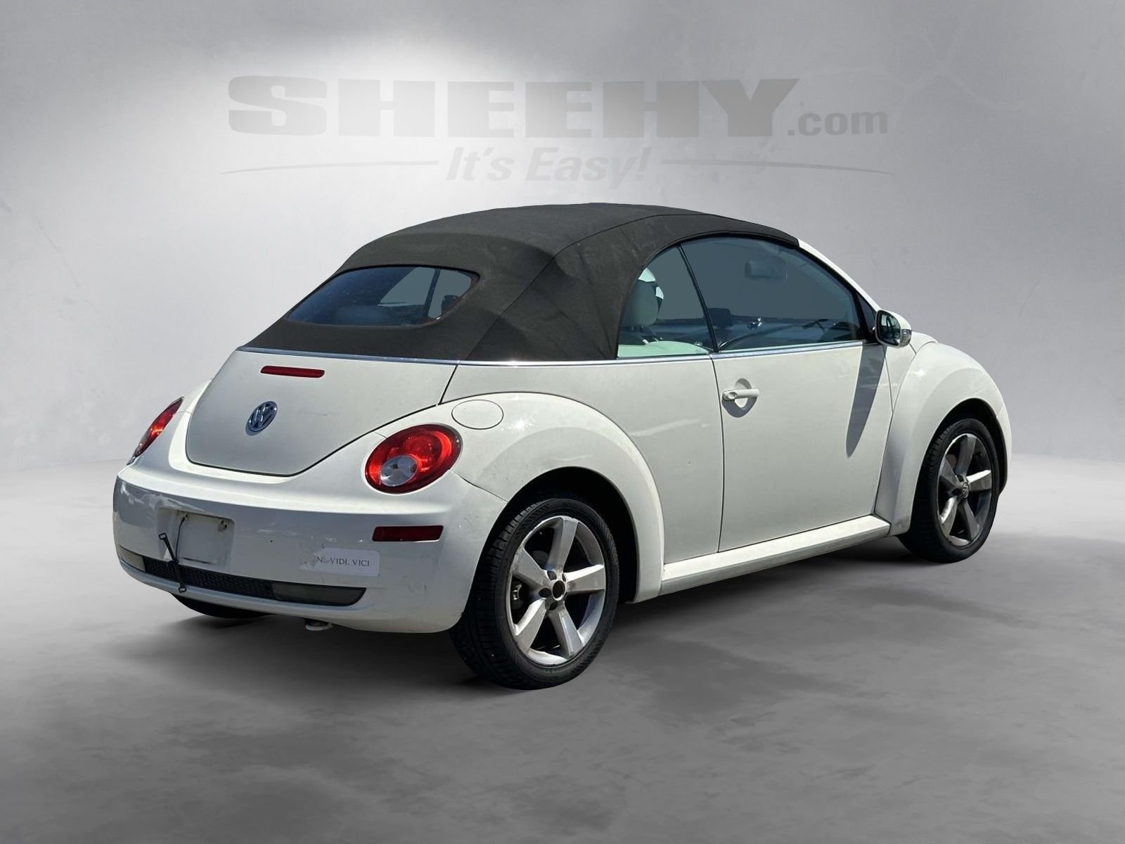 Used 2007 Gray Volkswagen Triple White image 11