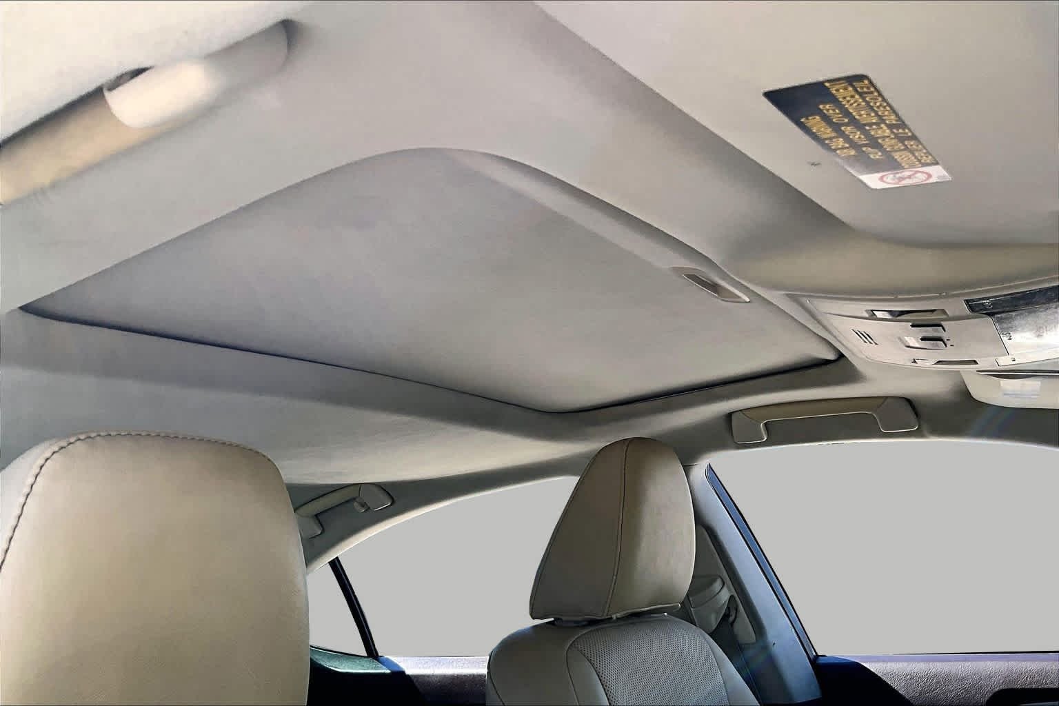 Used 2018 Nightfall Mica Lexus  image 12