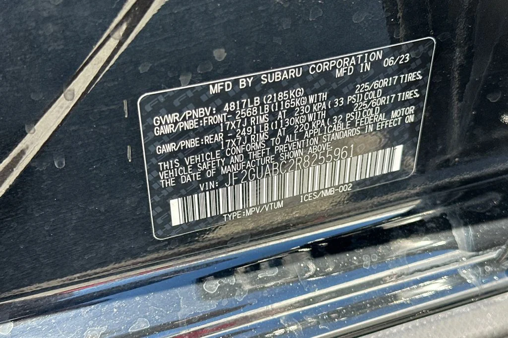 Used 2024 Black Subaru Base image 27