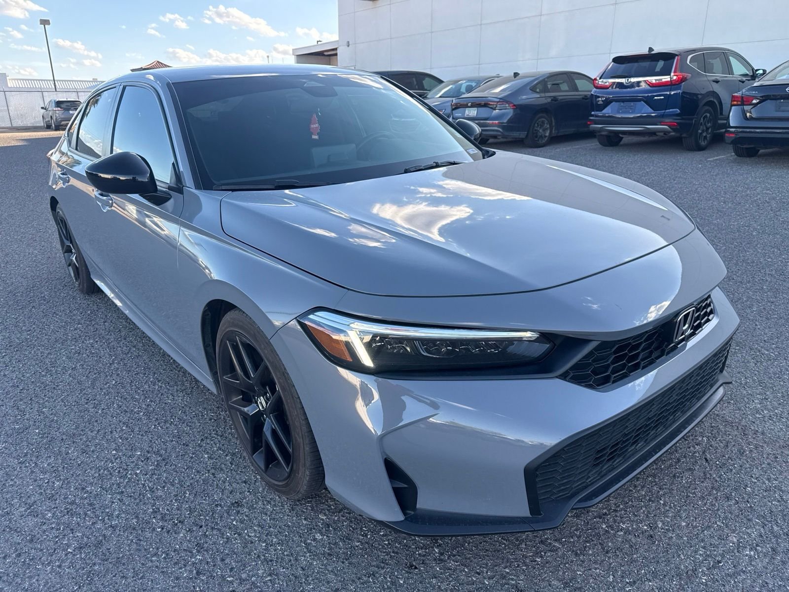 Used 2025 Urban Gray Pearl Honda Sport image 7