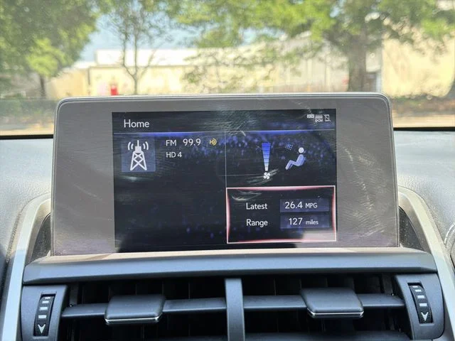 Used 2018 Silver Lexus 300h image 16