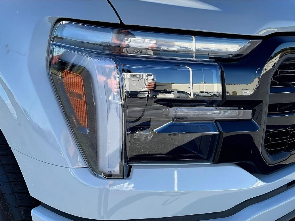 New 2026 Avalanche Ford Lariat® image 39